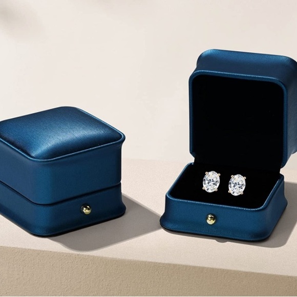 18k Diamond Moissanite 4 Carat Solitaire Earrings - Picture 5 of 13